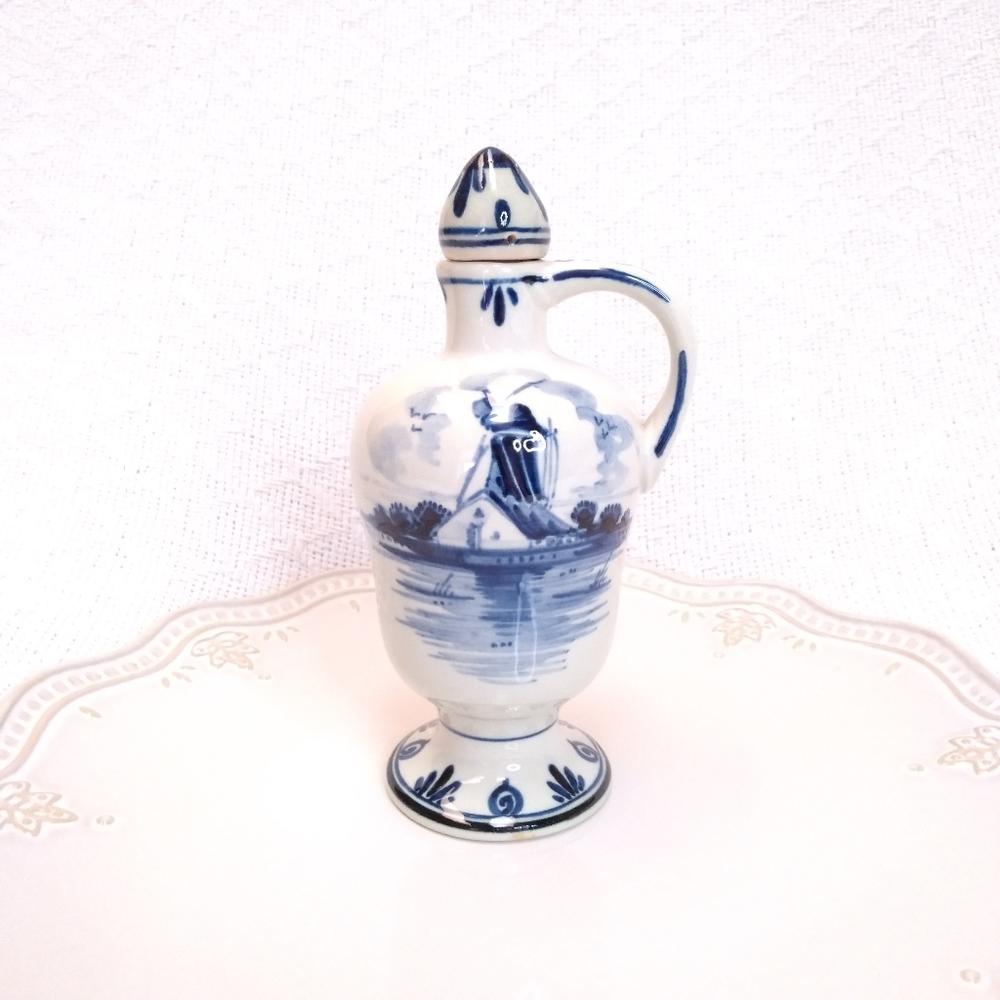 Vintage Windmill Hand-Painted Dutch Decanter - Picture 1 of 10